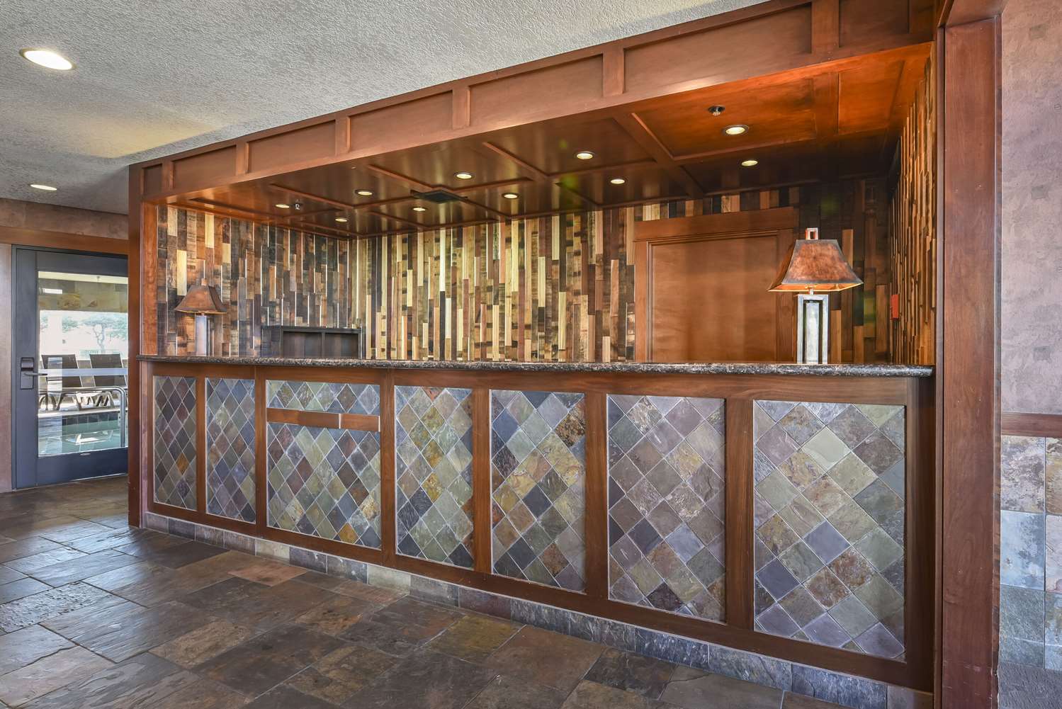 The Kathryn Riverfront Inn Ascend Hotel Collection 1/20