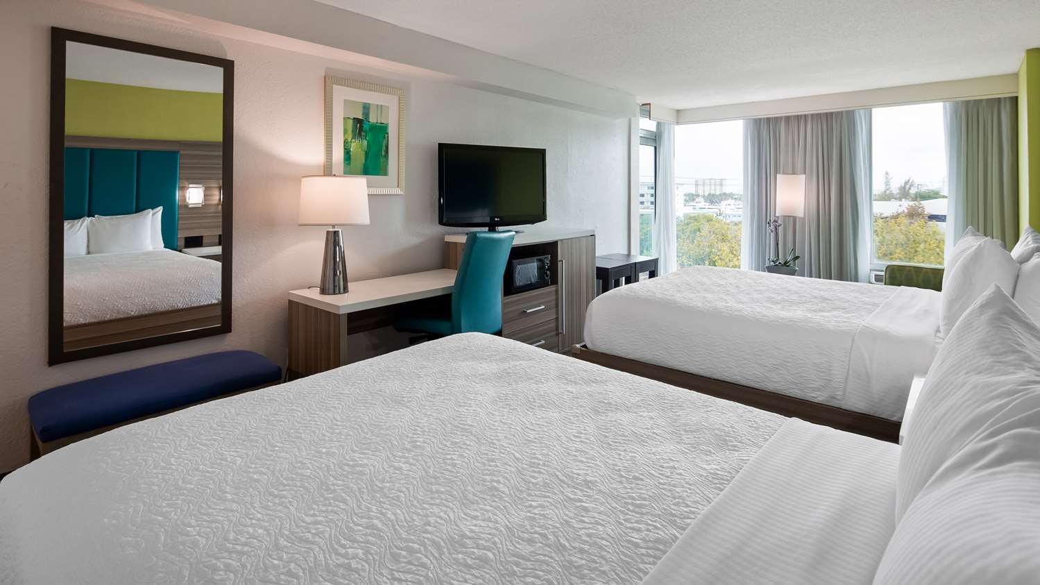 Room, 2 Queen Beds, City View, Sofa
