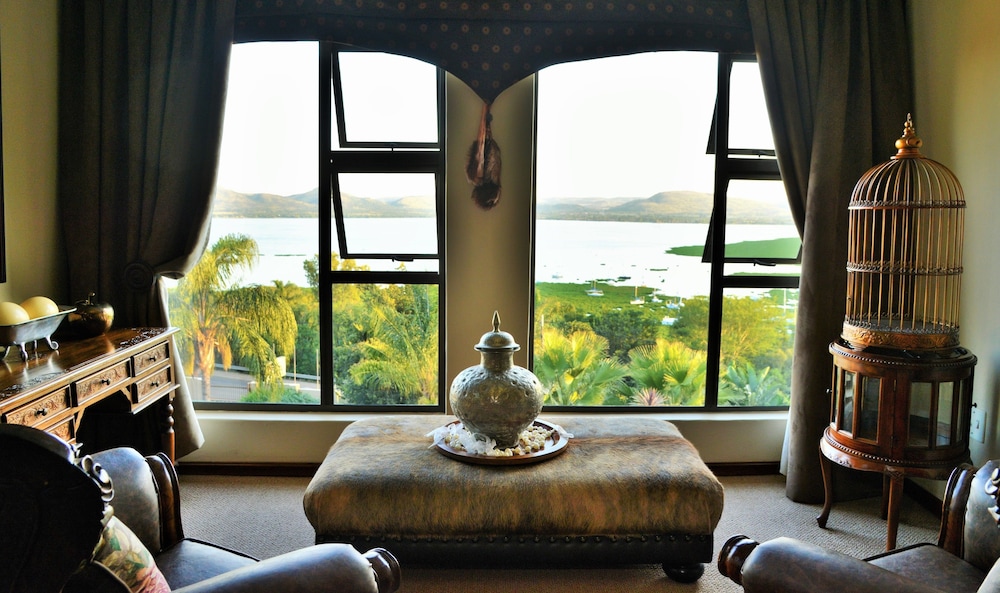 Stirling Manor Boutique Guest House 18/50