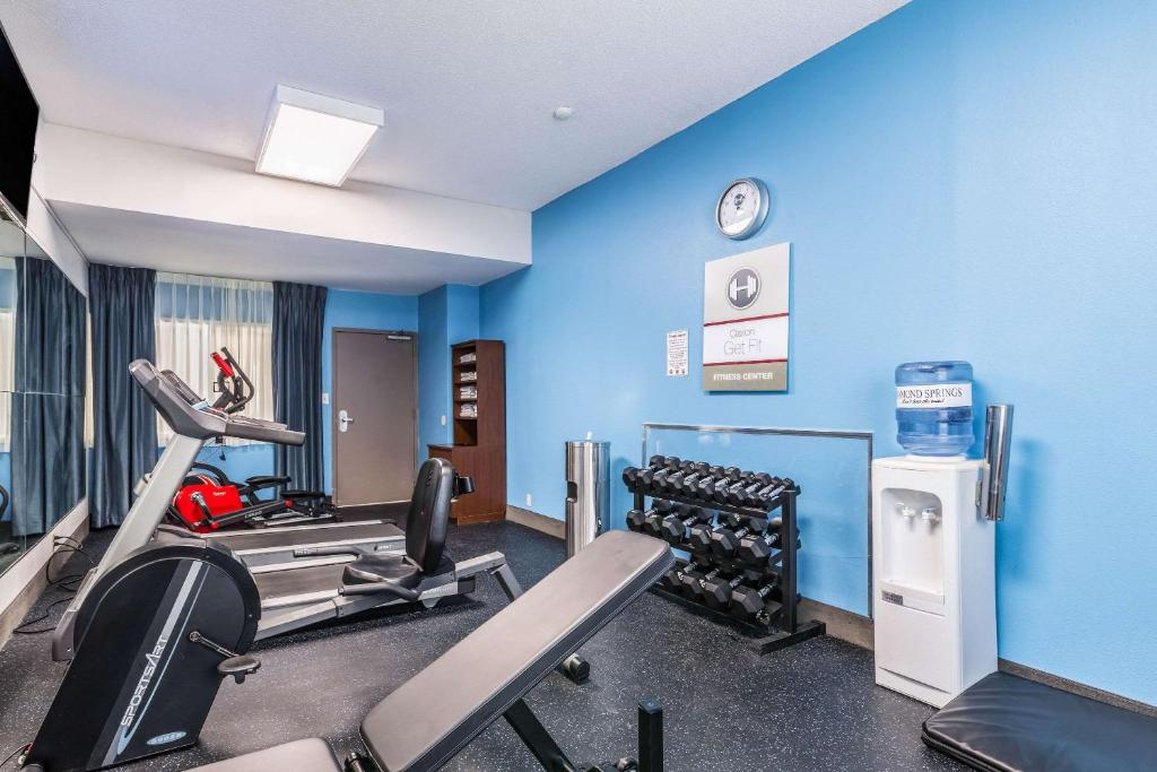 Lake Norman Inn and Suites (ex Clarion) 5/9