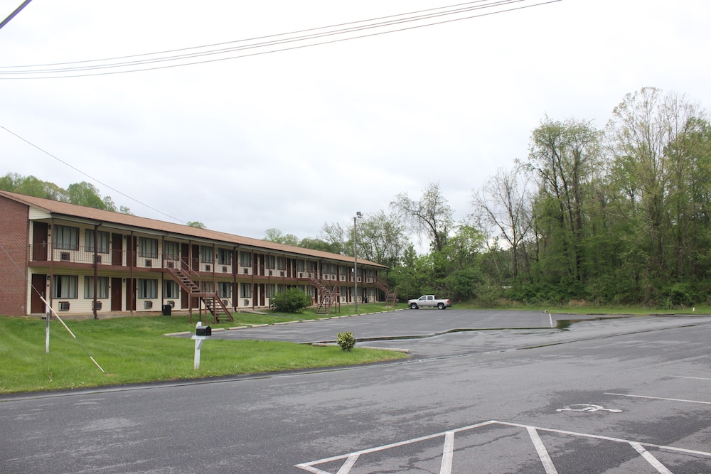 Green Valley Motel Winston Salem 41/44