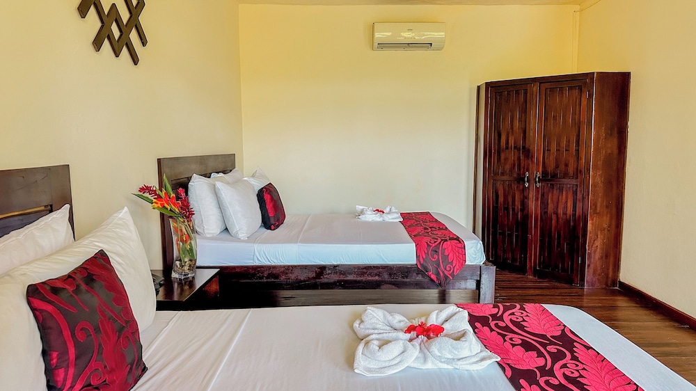 Tabulia Tree Hotel and Villas 32/77