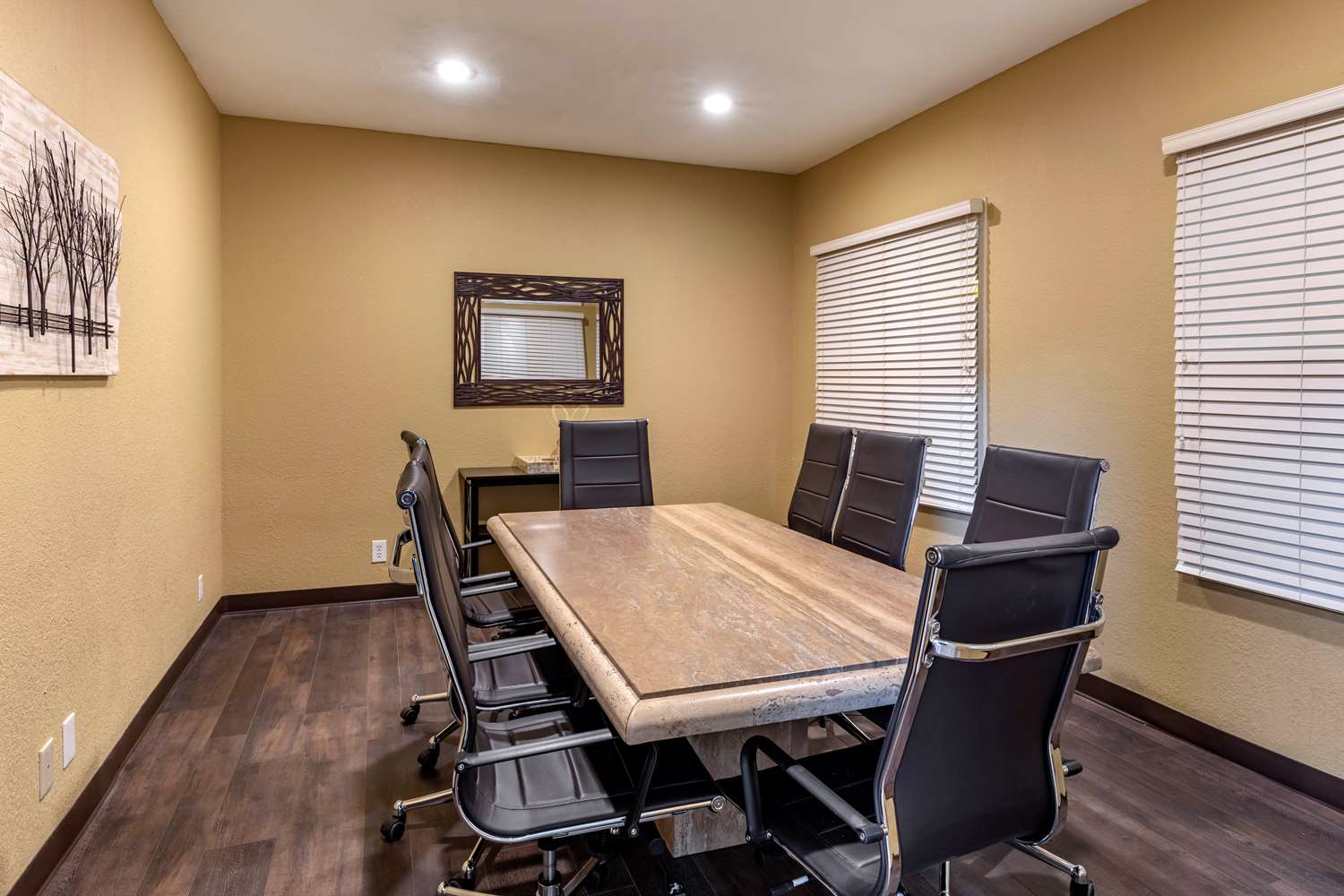 Best Western Plus DFW Airport Suites 36/43