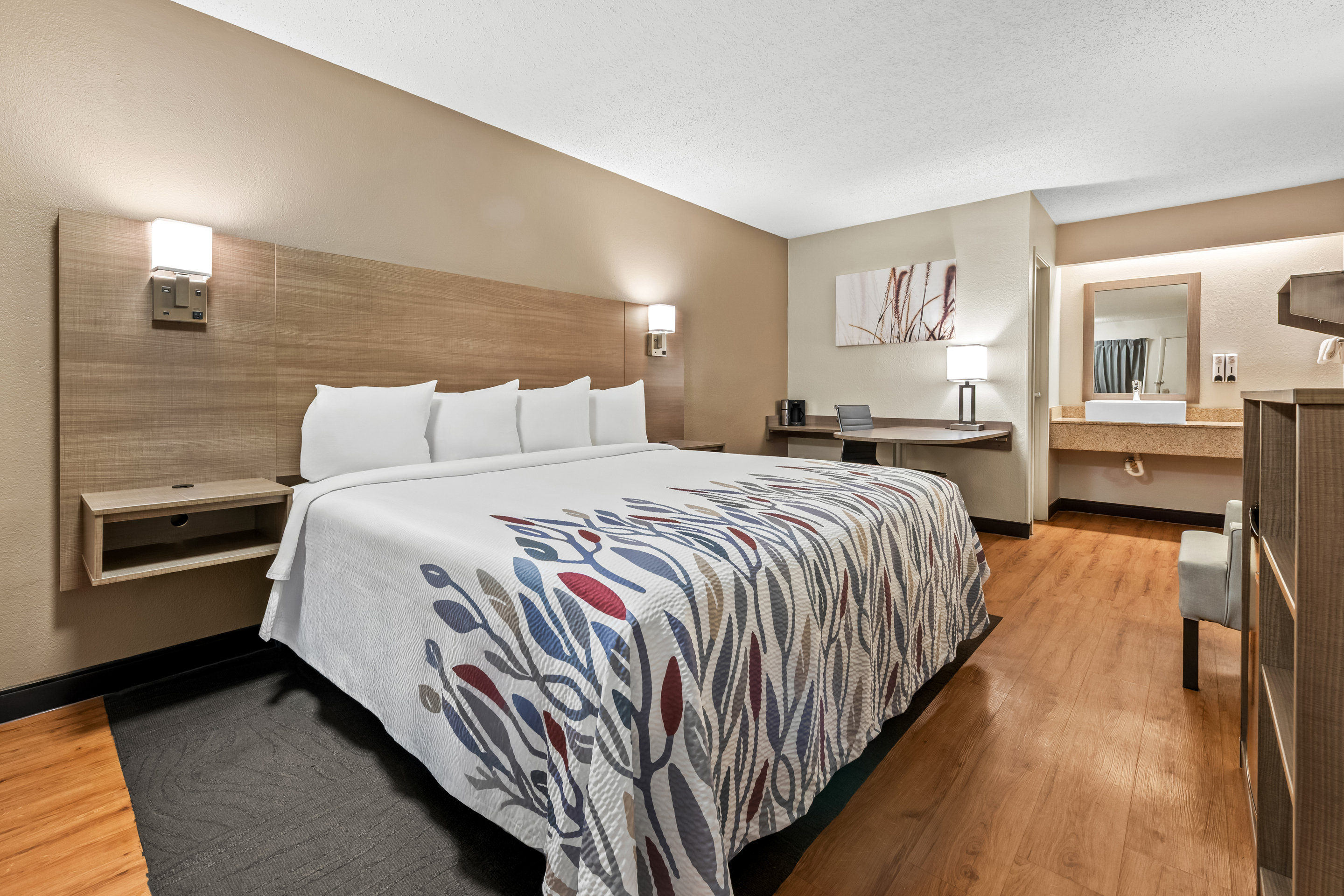 SUPERIOR, KING BED