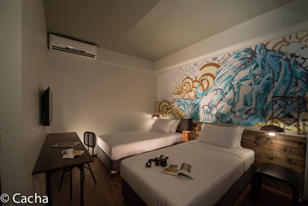 Cacha Hotel 35/50