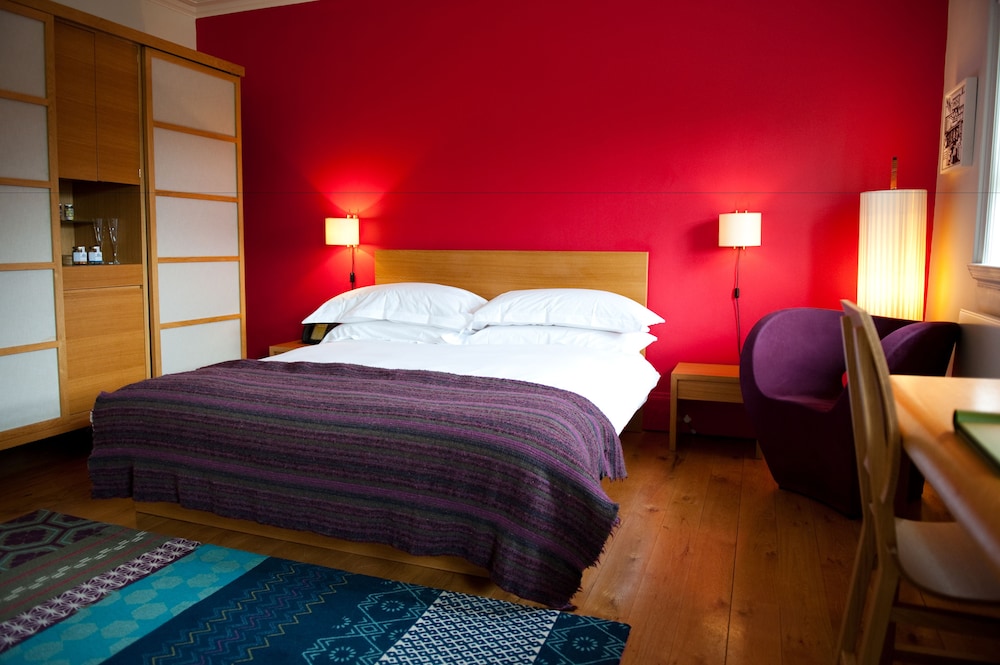 Cowley Manor 23/58