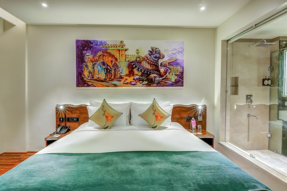 Regenta Central Javaji Mysore 15/50