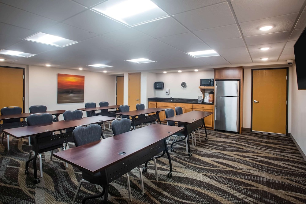 Americinn By Wyndham Baudette 52/62