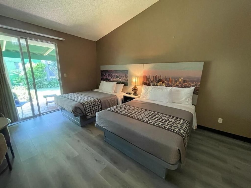 COMFORT, DOUBLE BED