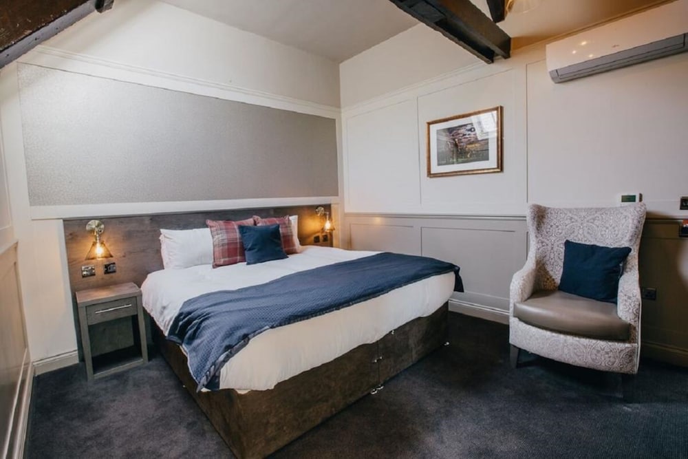 غرفة تنفيذية بسرير كوين، Duke Of Edinburgh Hotel 5/10