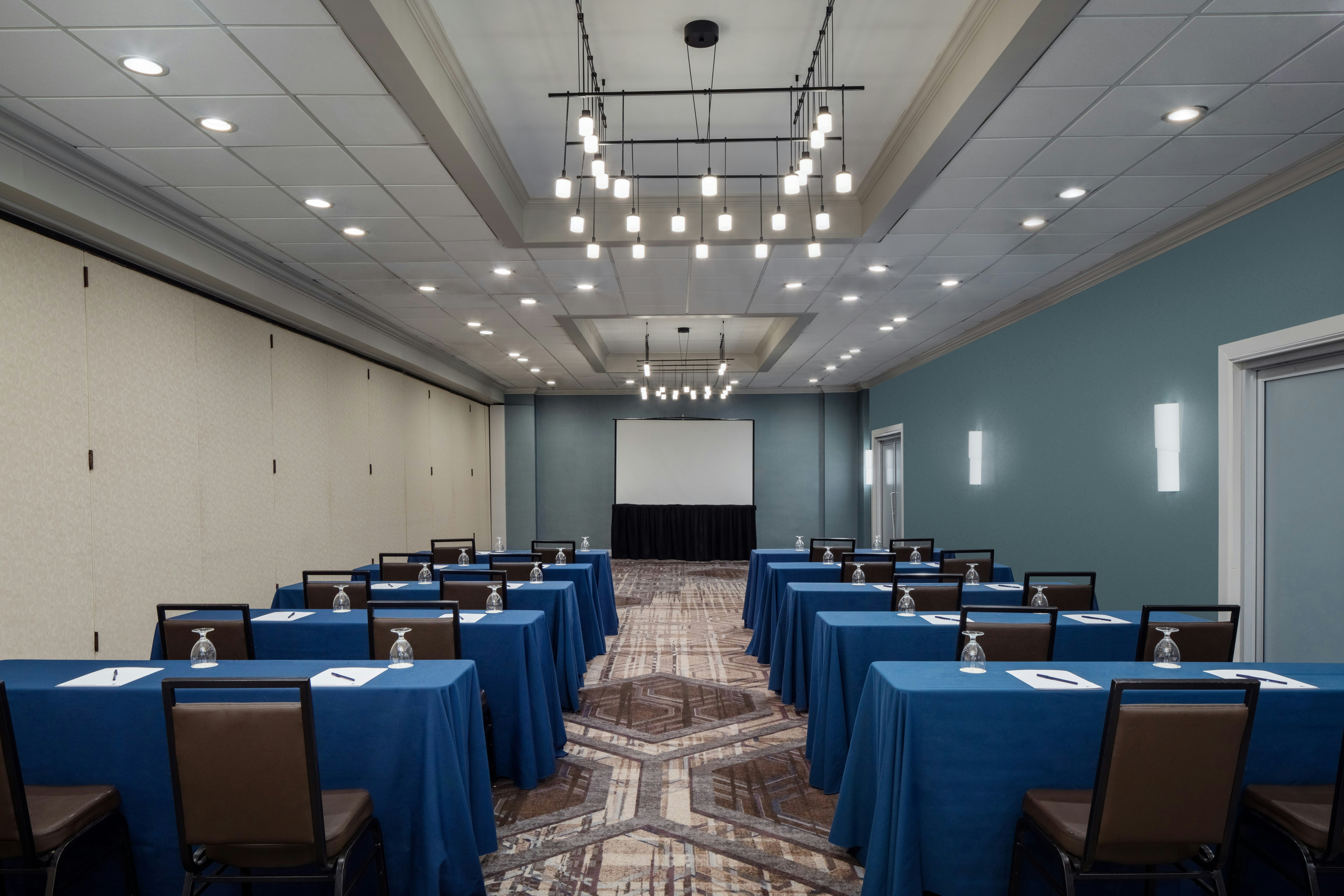 Doubletree By Hilton Princeton 33/41