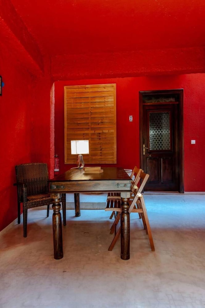 Auberge 32 24/38