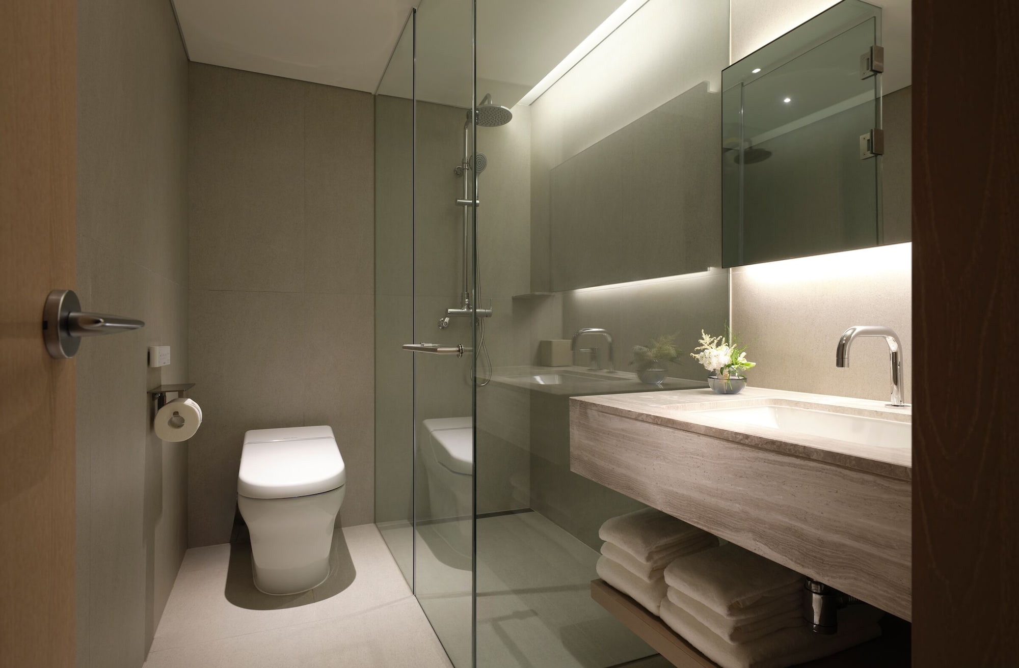 GRAND, VILLAGE, RESORT, SUITE, KING BED