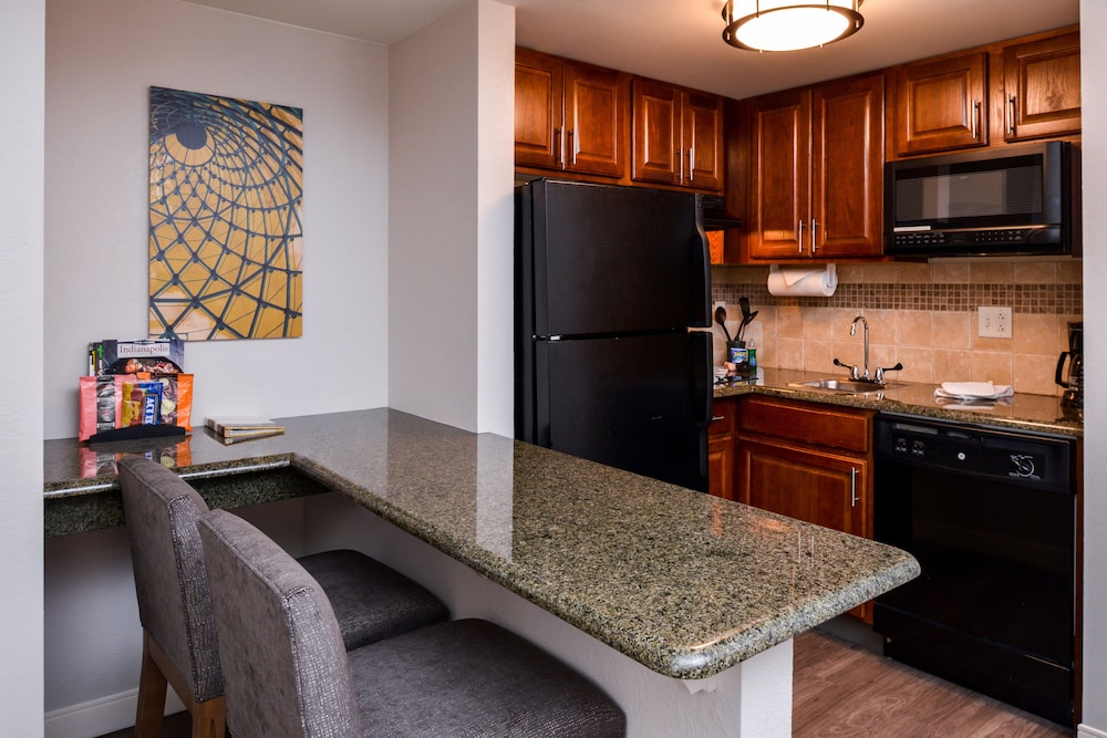 Staybridge Suites Indianapolis Downtown Convention Center 21/49