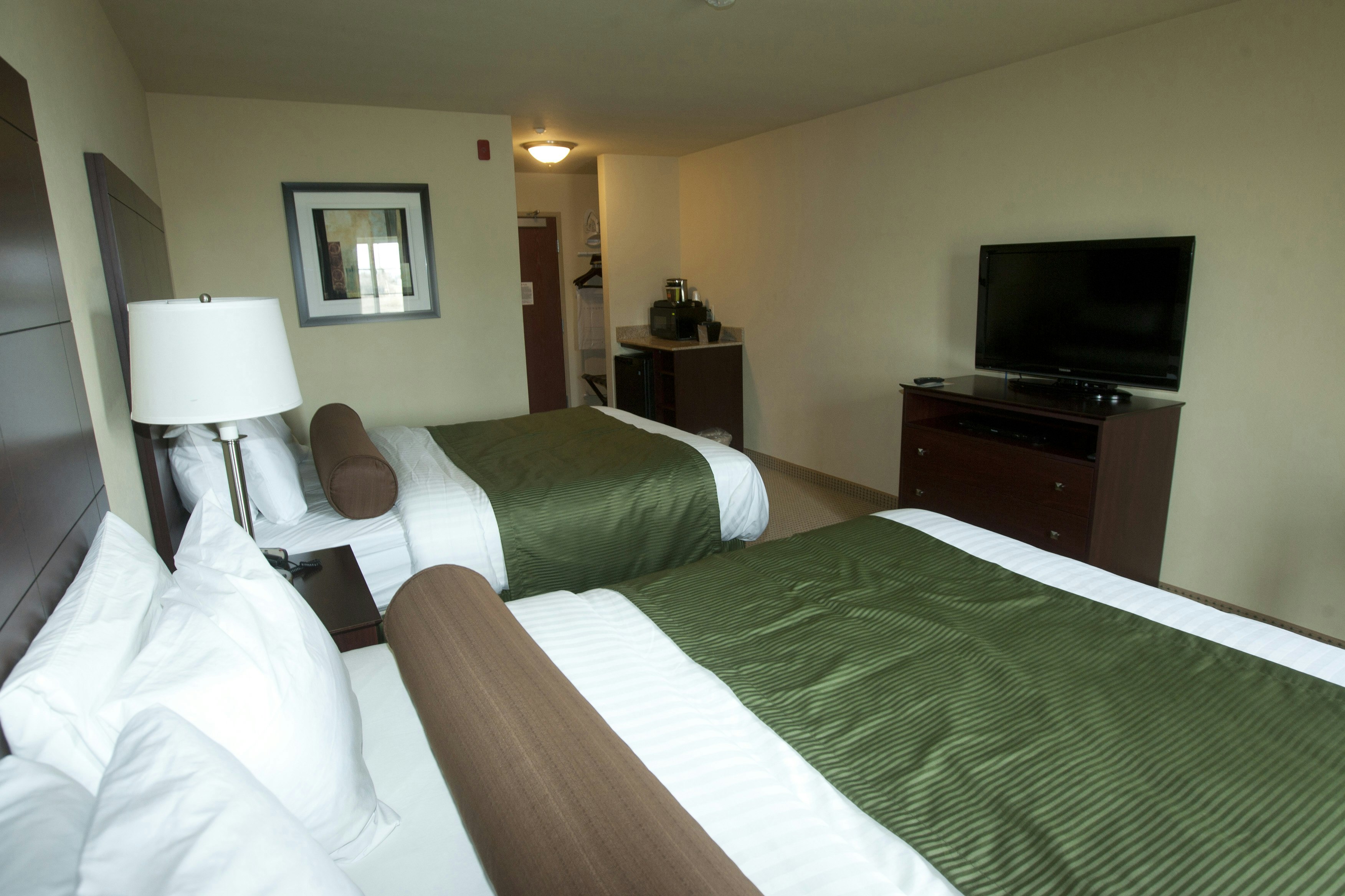 Cobblestone Inn and Suites Langdon 14/24