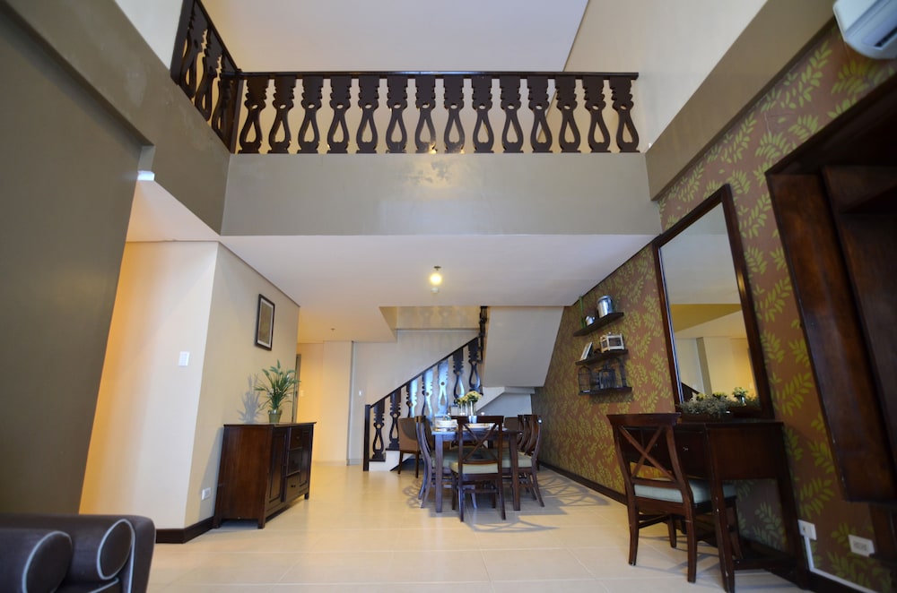 Crosswinds Resort Suites 26/50