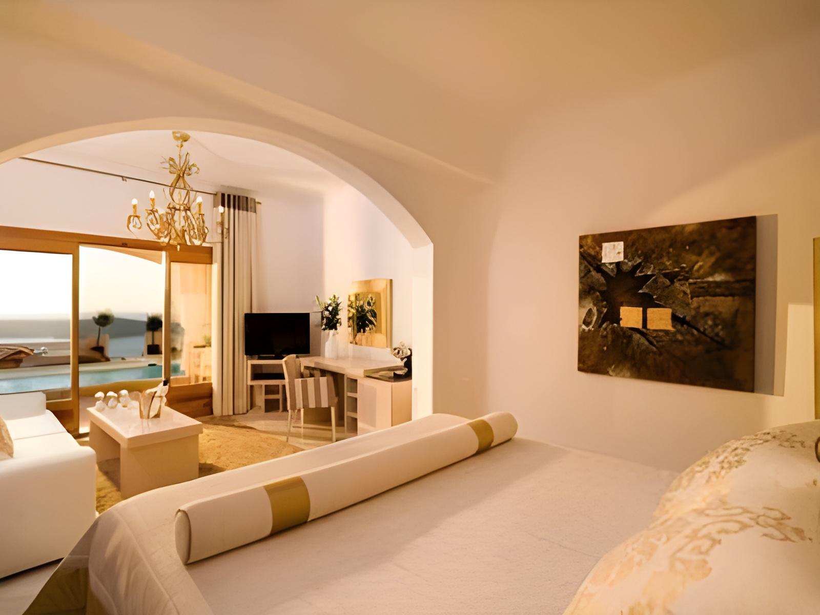 DELUXE, SUITE, SEA VIEW