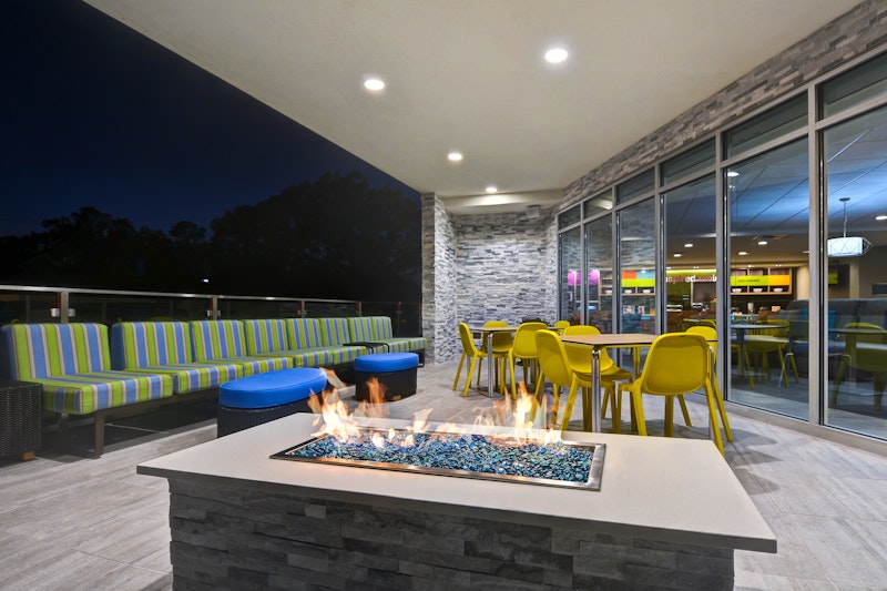 Home2 Suites By Hilton Savannah Midtown Ga 18/23