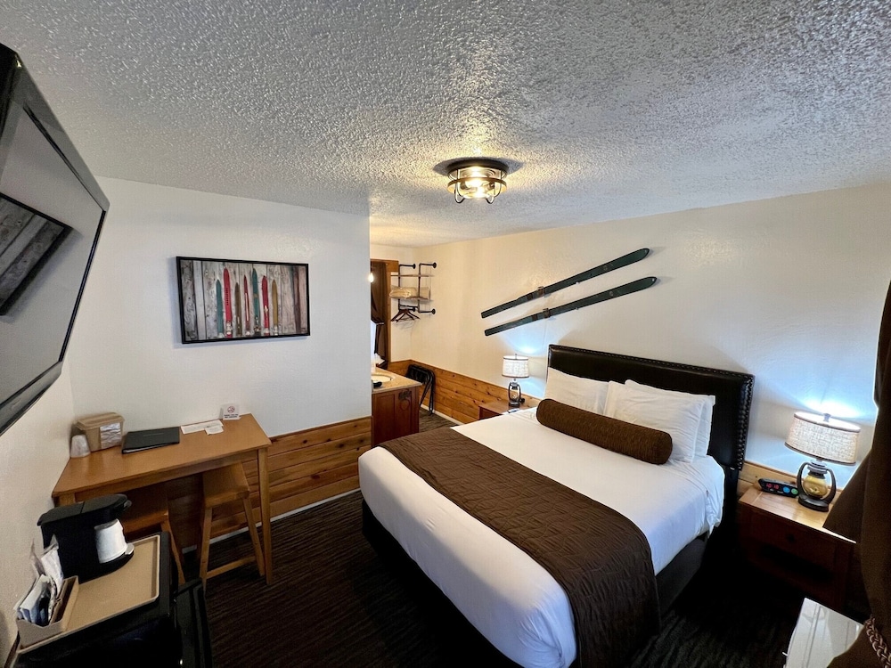 Shasta Inn 10/46