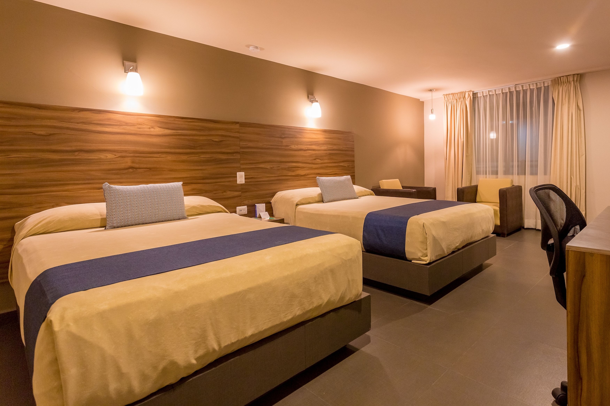 غرفة سوبيريور بسريرين مزدوجين، Hotel Panamerican 3/4