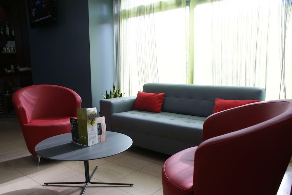 Travelodge Madrid Alcala De Henares 25/50