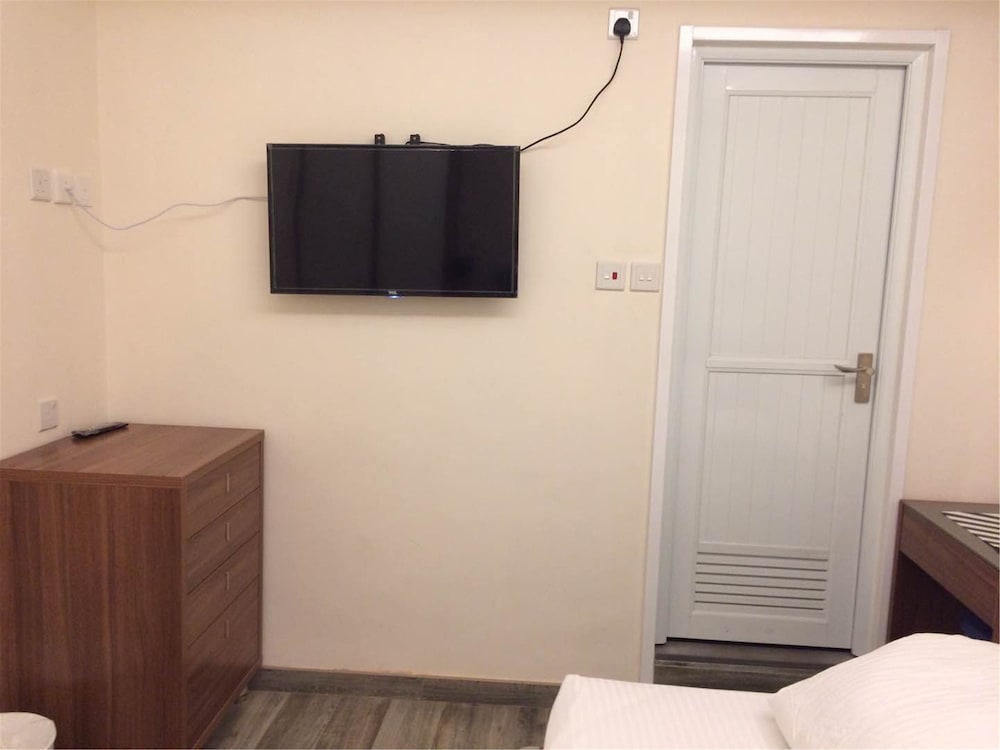 Tong Luo Wan Hostel 12/34