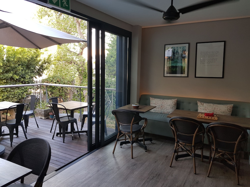 The Tree House Boutique Hotel 33/50