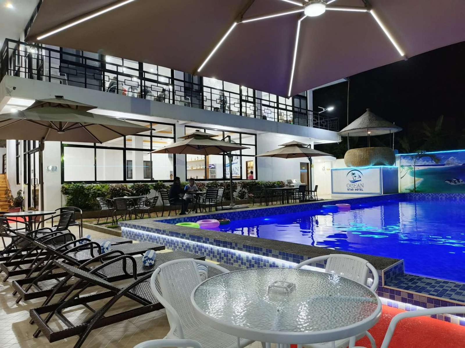 Ocean Star Hotel Coron 27/50