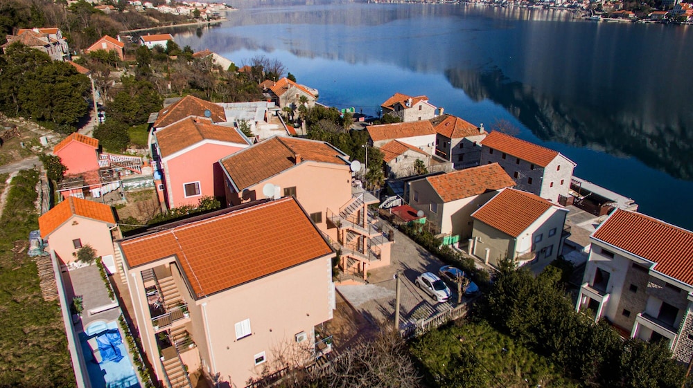 Apartments Markovic 44/50