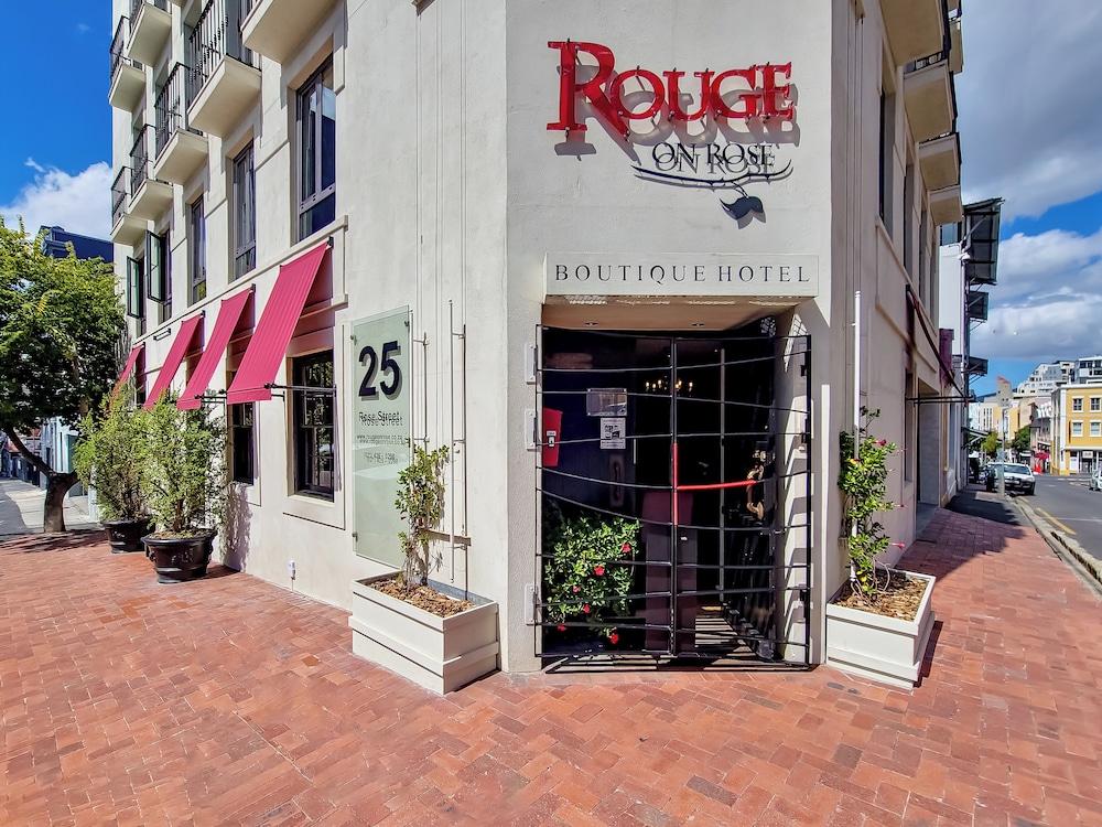 Rouge On Rose Boutique Hotel 4/49