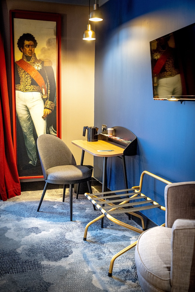 Mercure Rochefort La Corderie Royale 37/60