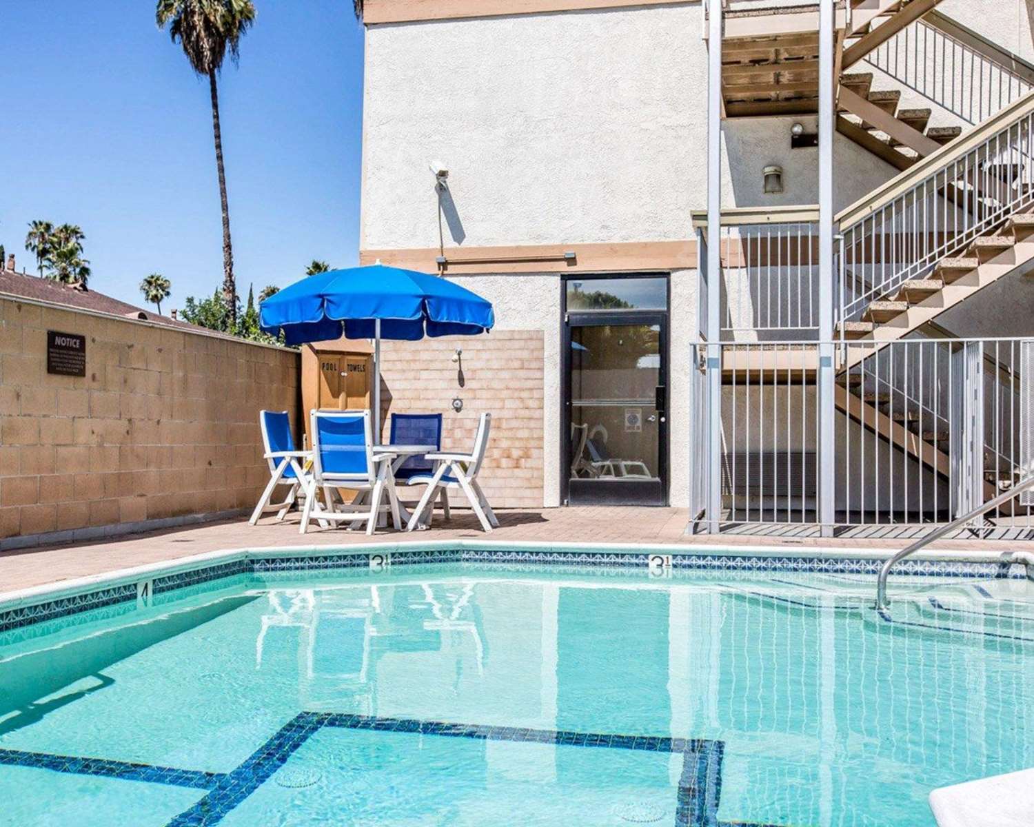 Hyland Inn near Pasadena Civic Center 24/40