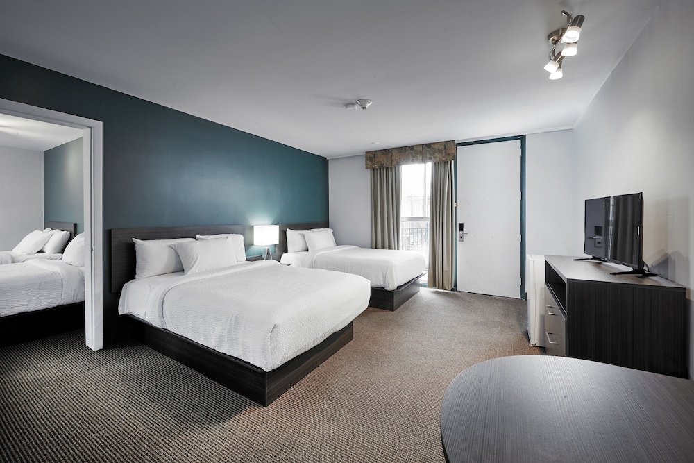 The Falls Hotel and Inn 20/40