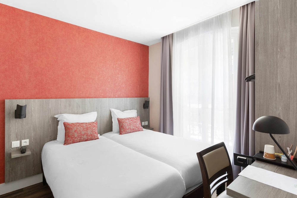 Sure Hotel By Best Western Paris Gare Du Nord 10/39