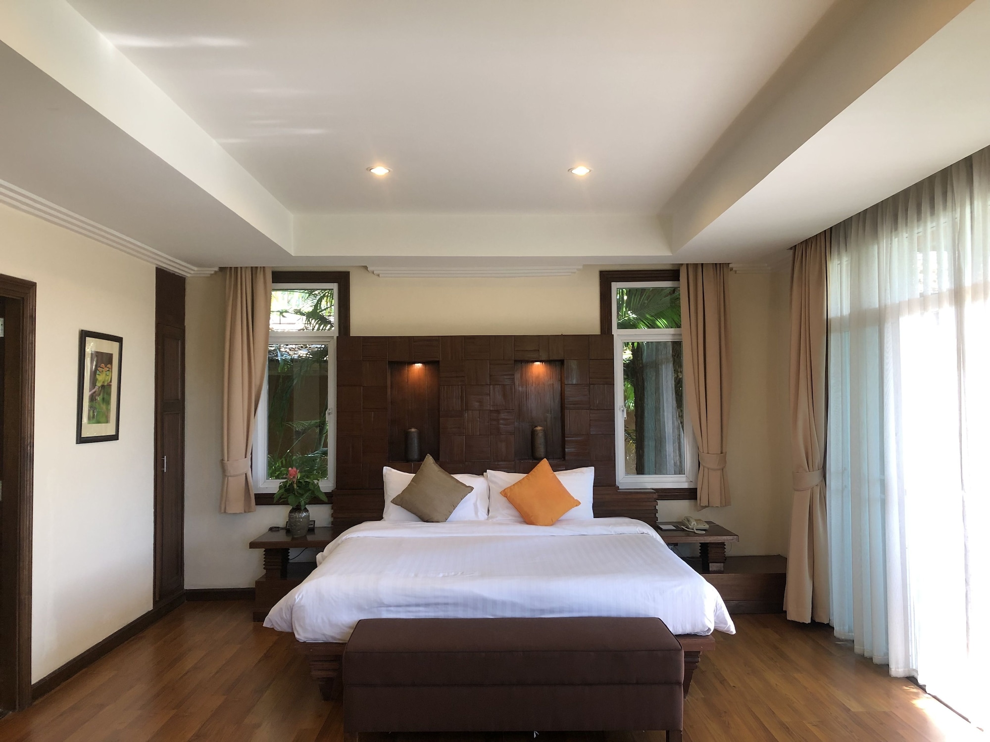 Standard Suite