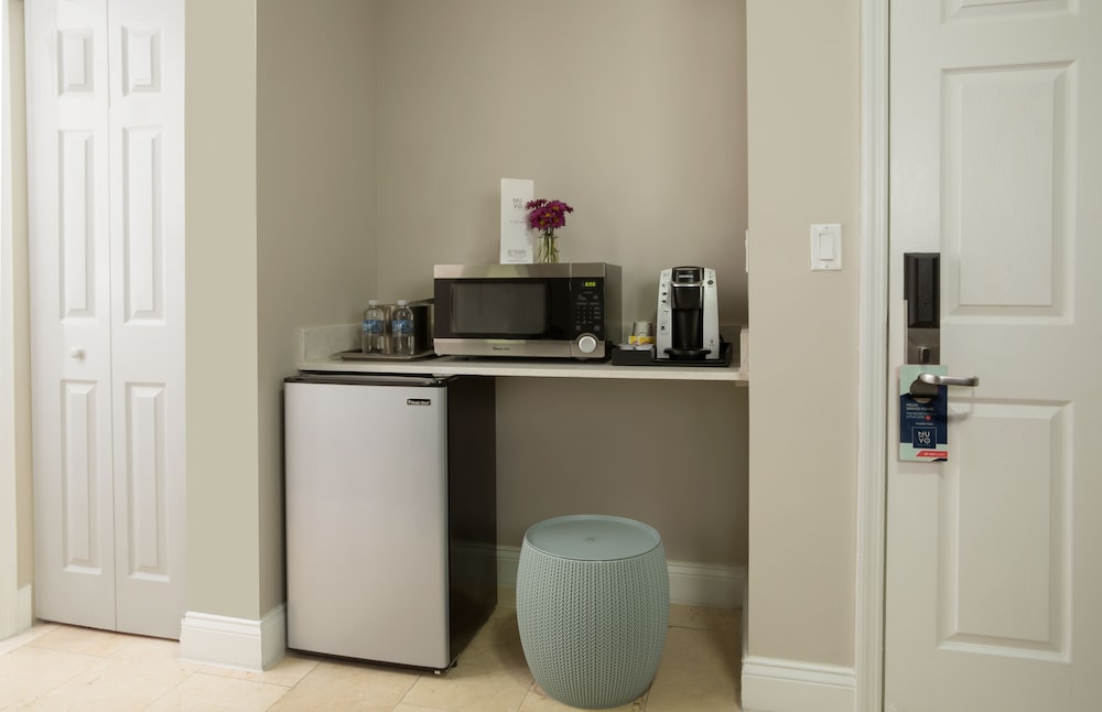 جناح بسرير كينج، Nuvo Suites Hotel - Miami / Doral 7/7