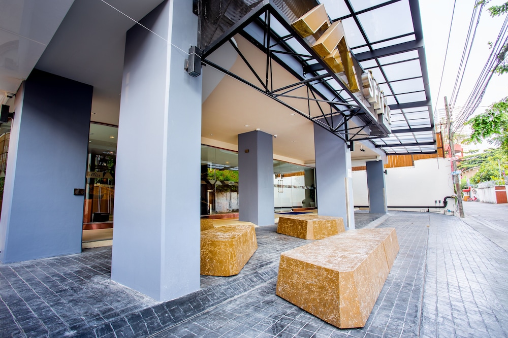 Spittze Hotel Pratunam 5/50