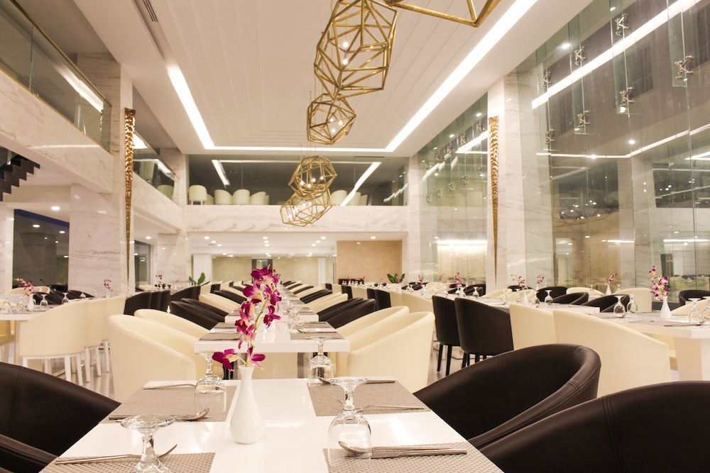 Grand Sokhalay Hotel 26/38