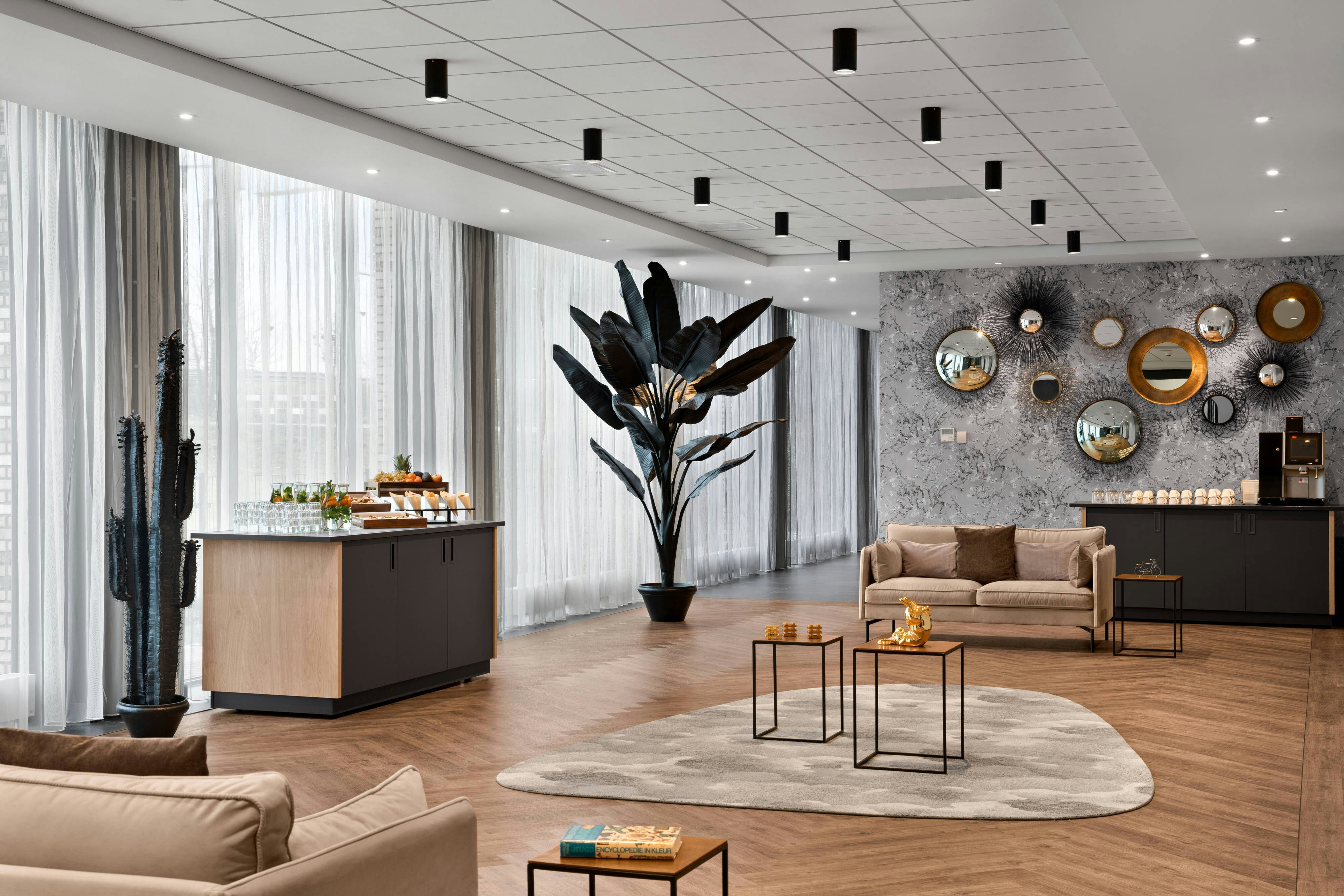 RENAISSANCE AMSTERDAM SCHIPHOL AIRPORT HOTEL 19/36