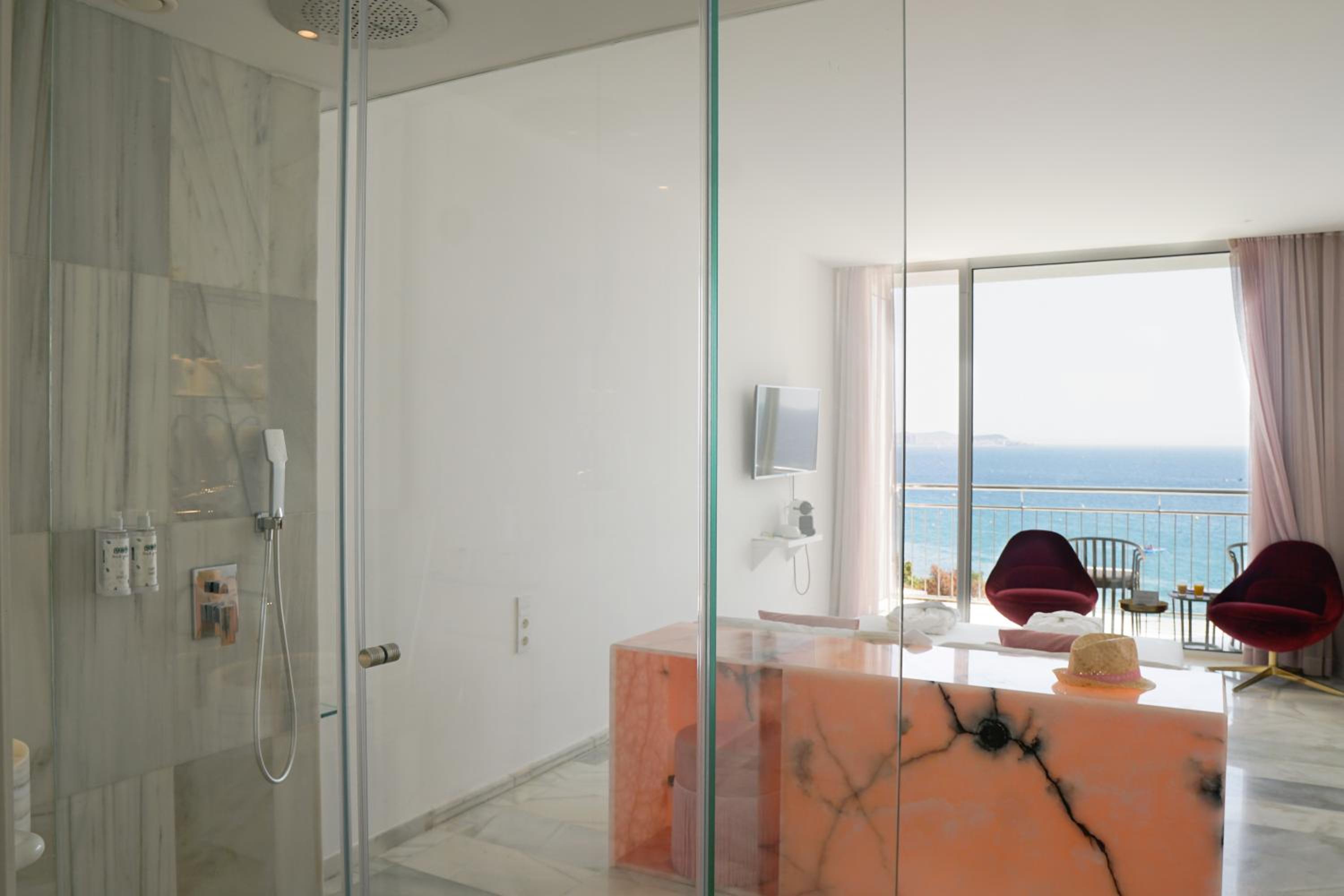 Room, Double Bed, Side Sea View، Hotel Aromar 3/3