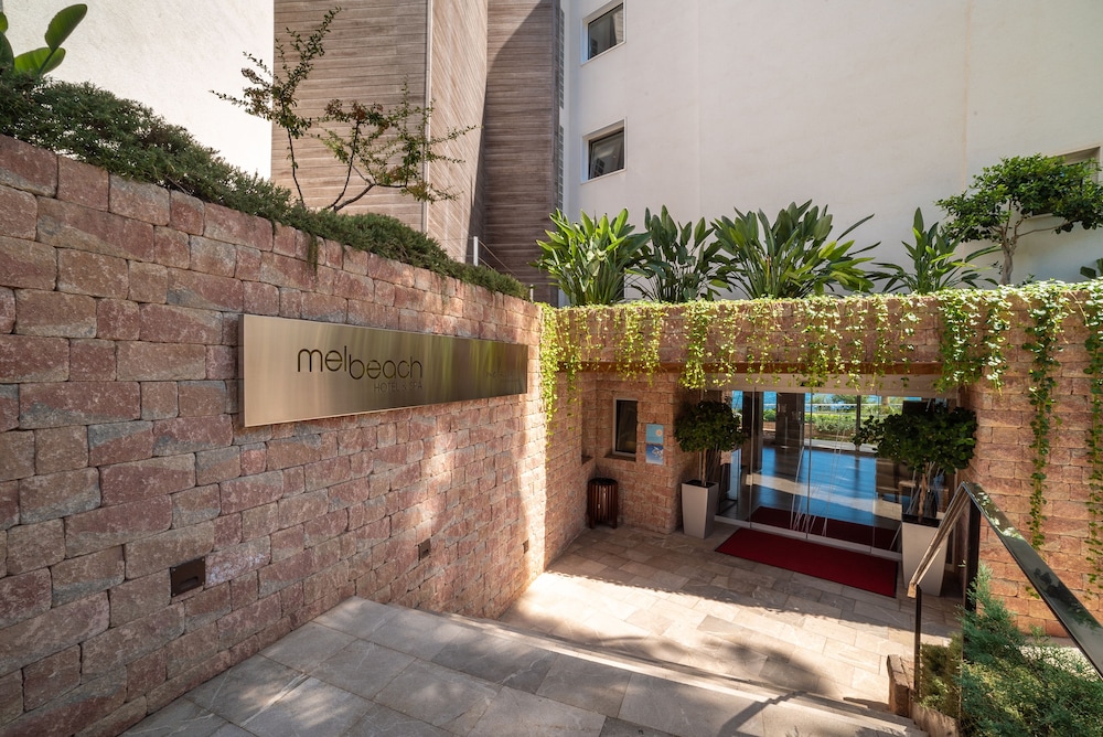 Melbeach Hotel and Spa 9/90