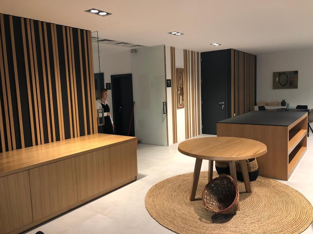 Hotel Cubis 10/59