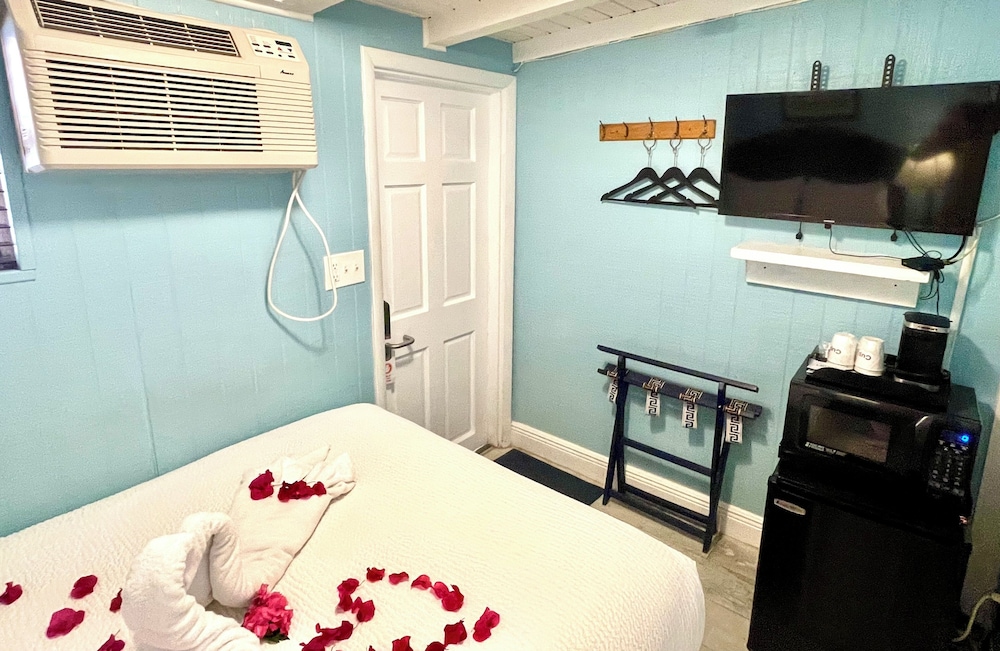 Economy, Double Bed, Small