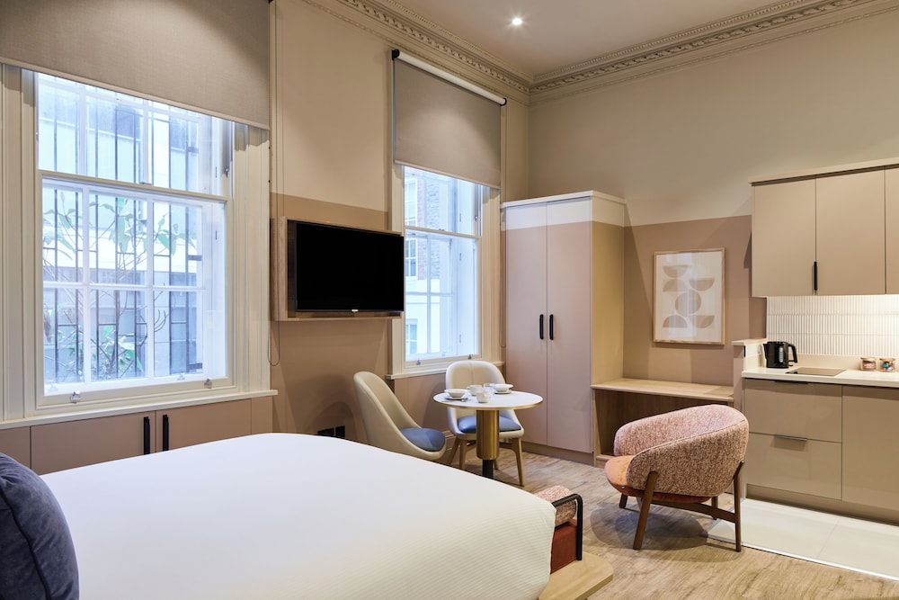 Master Cannon 8/51