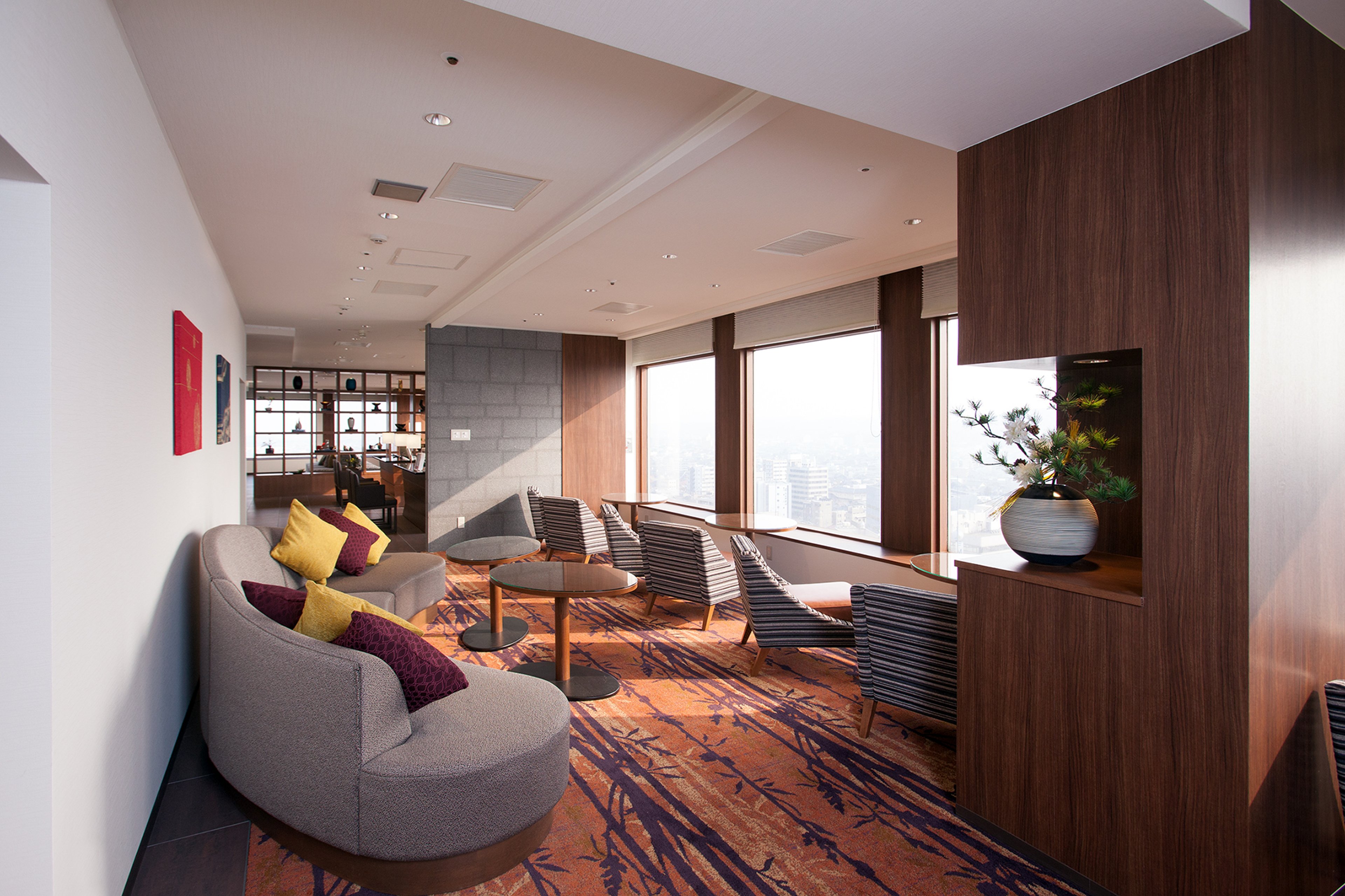Holiday Inn ANA Kanazawa Sky 54/80