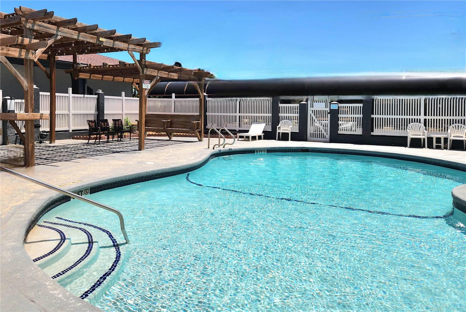 Days Inn by Wyndham Portland/Corpus Christi 12/21