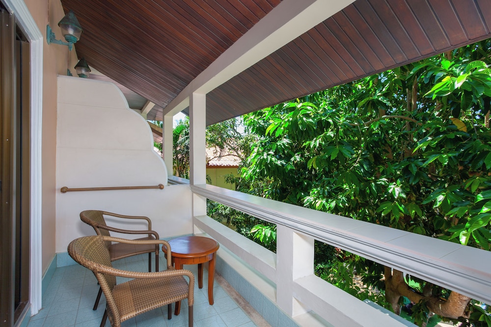 Thanthip Beach Resort 9/50