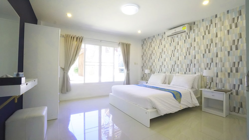Nariya Bayfront Phuket 29/50