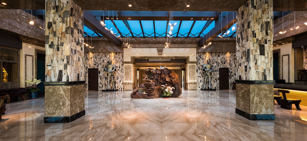 Classic Hotel Fantastic Places 6/68