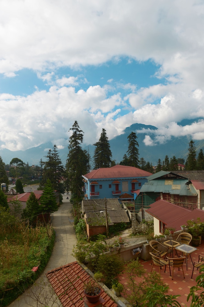 Sapa Elegance Hotel 10/65